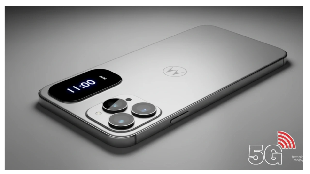 Motorola Smartphone featuring 420MP camera and 7700mAh battery at 9999 price